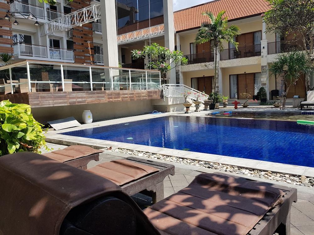 New Garden View Resort Legian Eksteriør bilde